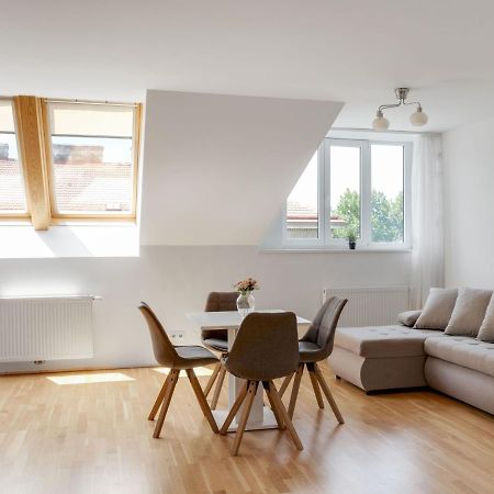 Elegant Apartment In Vienna With Patio Exteriér fotografie